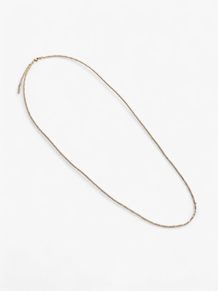 Signature Chain necklace in 18k gold, thin dainty necklace laying flat