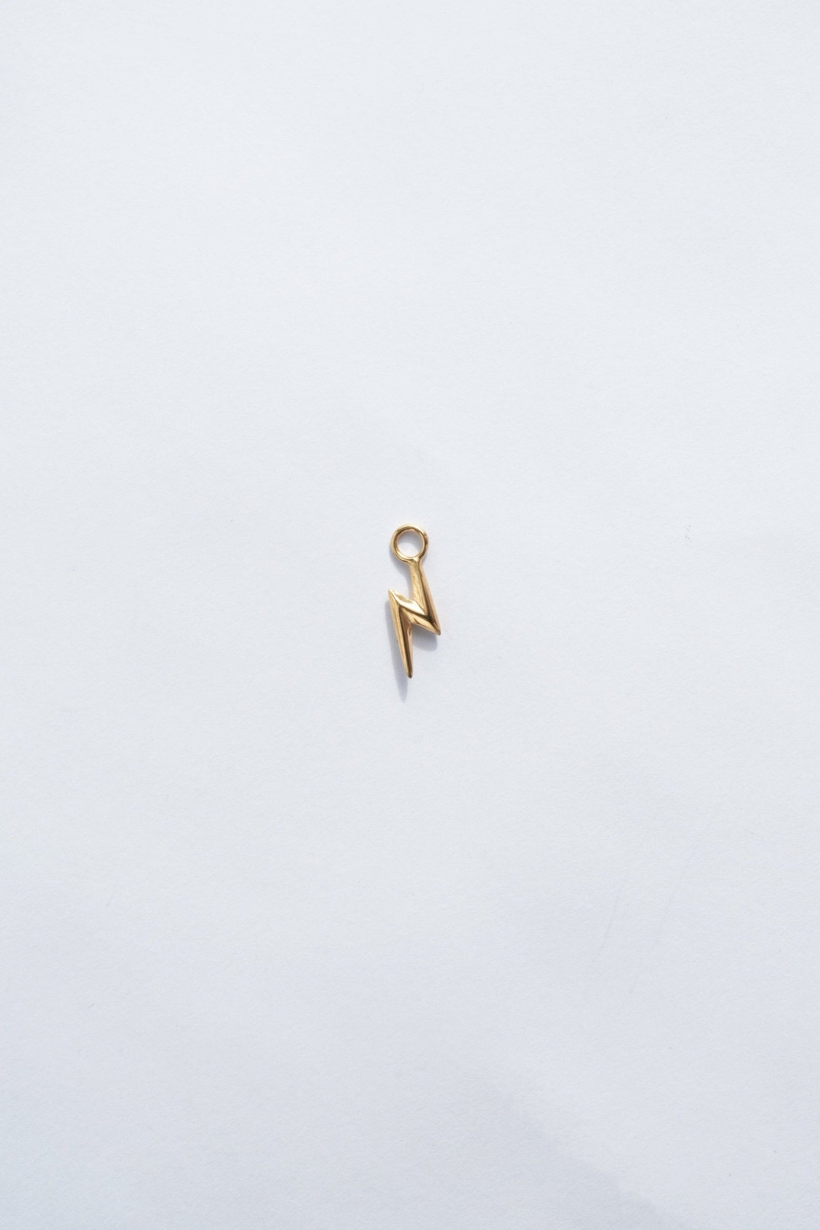18k gold lightning bolt necklace charm zoomed out